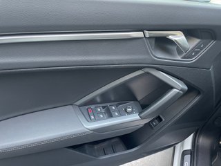 AUDI Q3 35 TDI Genuine edition S tronic 150cv