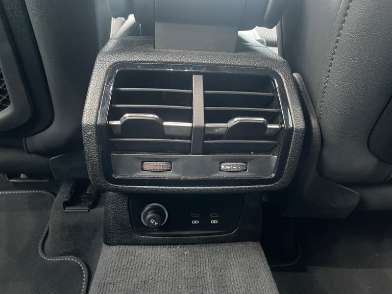 Audi Q3 2024, foto 27