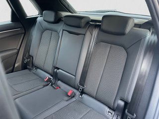 AUDI Q3 35 TDI Genuine edition S tronic 150cv