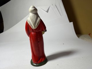 Nr. 5, figura belén muy antigua