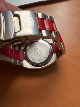 Reloj Marea Negro y Rojo