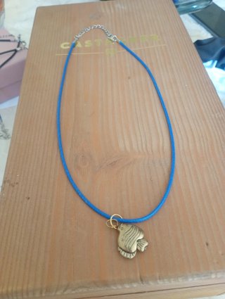 Collana con ciondolo lupo