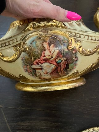 Zuppiera vintage decorata