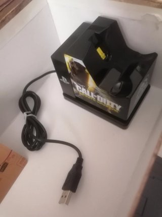 Urge!!! Caja Edición Limitada Call of Duty WWII ps