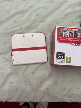 Nintendo 2DS Bianca e Rossa