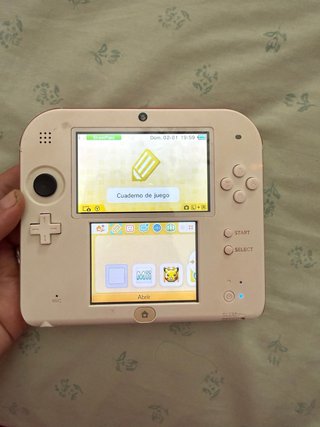 Nintendo 2DS Bianca e Rossa