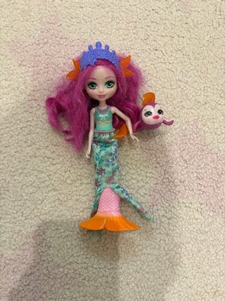 Muñecas Enchantimals y mascotas