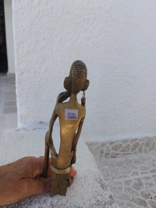 Figura de metal antigua