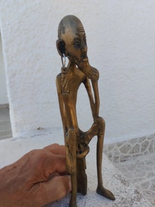 Figura de metal antigua