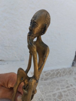 Figura de metal antigua