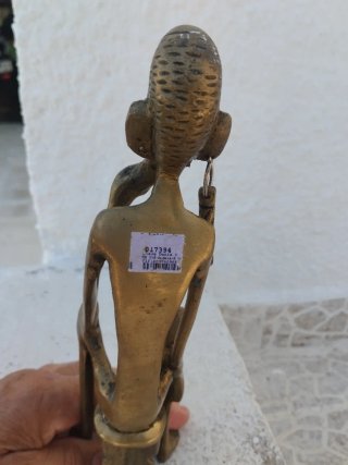 Figura de metal antigua