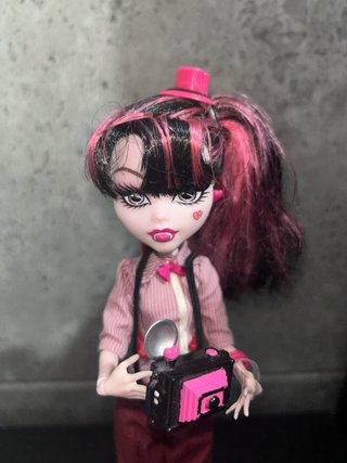 Draculaura Monster High con Fotocamera