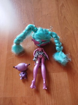 Muñeca Novi Stars con mascota