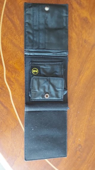 Cartera Negra INside