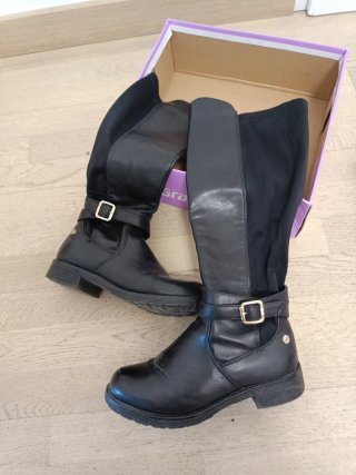 Botas altas negras