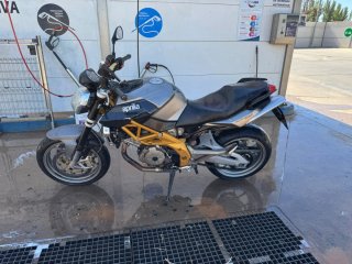 Aprilia Shiver 750 Plata/Amarillo