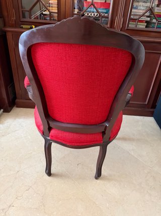 Sillón Antiguo Tapizado Rojo