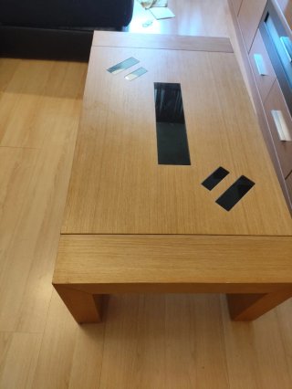 Mesa elevable madera y cristal salón