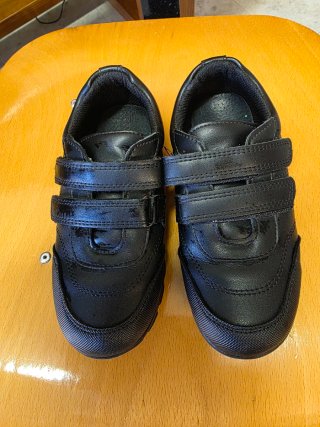 Zapatos colegiales negros talla 31