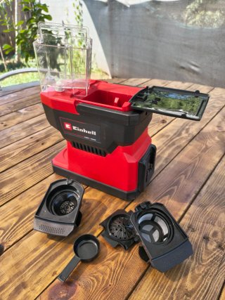 Cafetera Einhell a batería