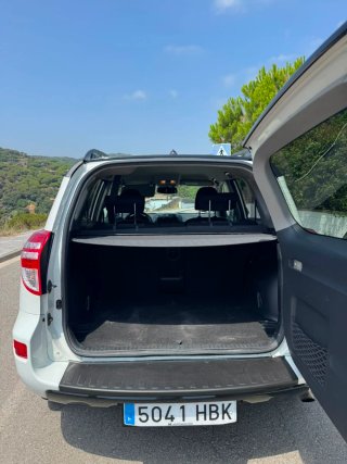 Toyota RAV4 2011