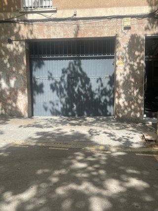 Plaza de parking en la barriada sanfeliu