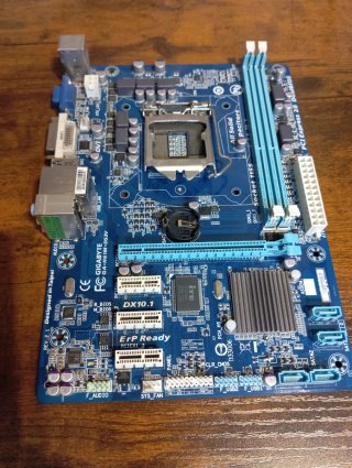 Placa base Gigabyte + Intel i3 + 4GB RAM