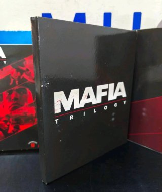 PS4 MAFIA Trilogy