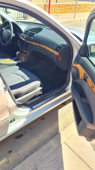 Mercedes-Benz Clase E 2004