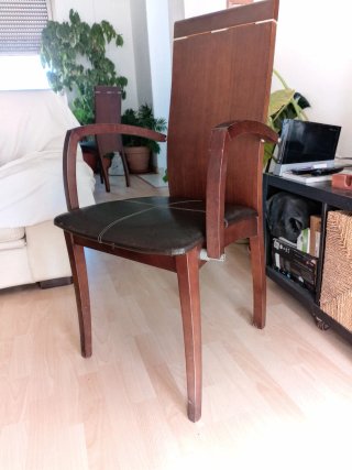 Mesa comedor ampliable y 5 sillas madera wengue