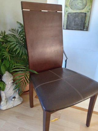 Mesa comedor ampliable y 5 sillas madera wengue