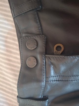Pantalón Moto Dainese Cuero Talla 48. A estrenar.