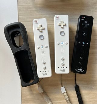 Consola Nintendo Wii + Juegos y Accesorios