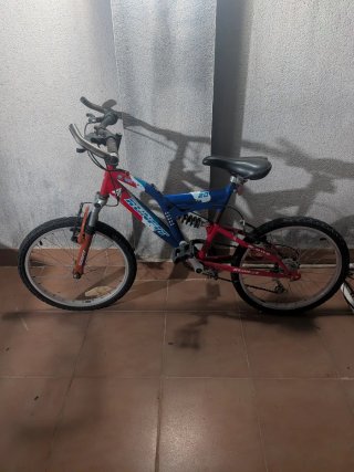 Bicicleta RUNFIT R.002 Roja y Azul