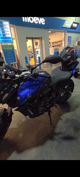 Yamaha MT-07 Azul Impecable