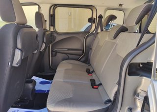 Ford Tourneo Courier 2015