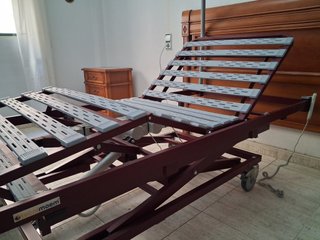 Cama articulada con colchón