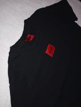 Camiseta Hugo Boss Negra