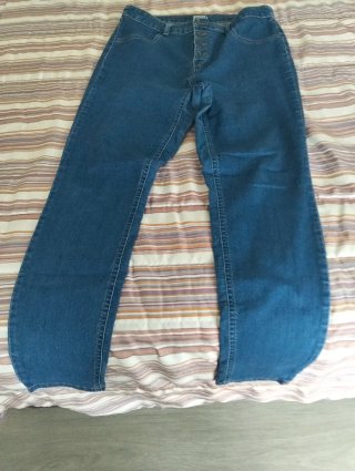 Pantalón vaquero Talla 48