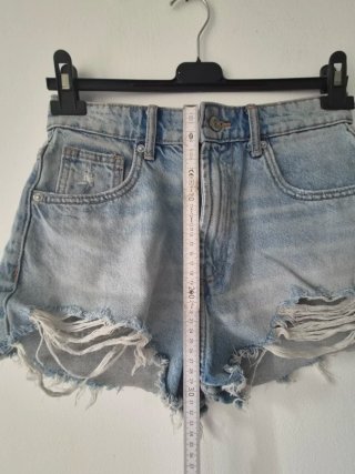 Pantaloncini Zara Denim Blu Strappati