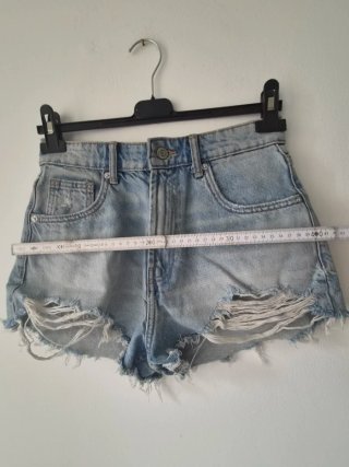 Pantaloncini Zara Denim Blu Strappati