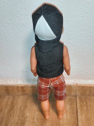 Muñeco Lucas niño ropa cuadros