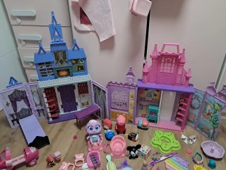 Lote de juguetes de castillo y accesorios