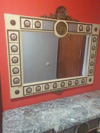 Espejo recibidor antiguo beige y dorado