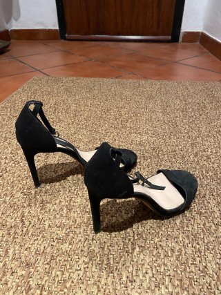 Sandalias de tacón negras