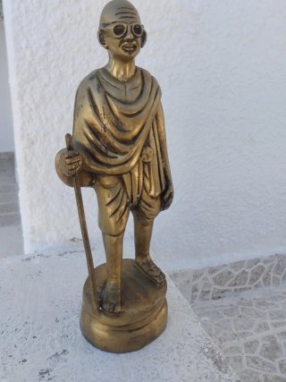 Figura de metal 165€