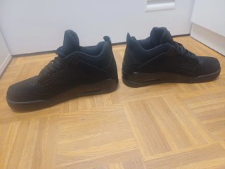Jordan 4 Black Cat