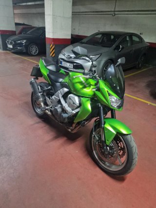 Kawasaki Z750