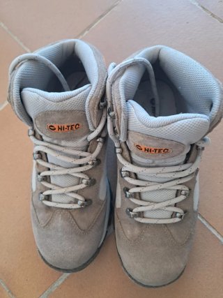 Botas de montaña Hi-Tec beige/gris