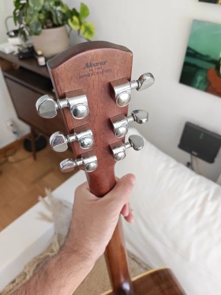 Alvarez ABT60E Guitarra Baritono